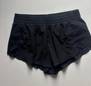 Athleta Hustle 3" Shorts thumbnail 1