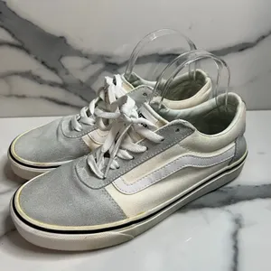Vans Skateboard Women's Cream Gray Low Top Suede Leather Sneakers Sz 9.5 Classic thumbnail 3