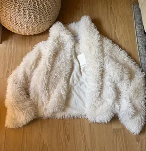 Peppermayo Denver Oversized Fur Jacket Ivory thumbnail 1