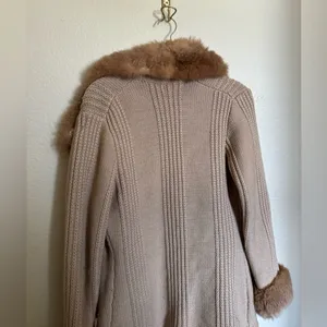 American Vintage Vintage 70s Chunky Wool Knit Cardigan Sweater Fur Trimm Sz Medium Tan‎ thumbnail 5
