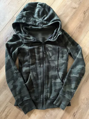 Lululemon Scuba Hoodie Size 4 Camo thumbnail 1