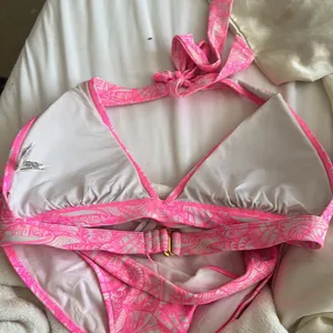 Vineyard vines shells all over bikini bottom and halter top thumbnail 5