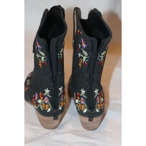 ComfortView The Irma Wide Calf Western Boots thumbnail 7
