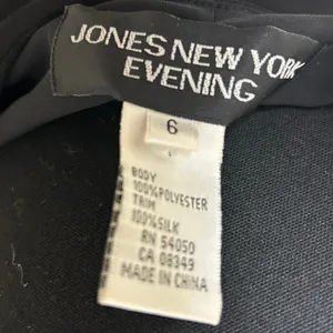 ✨ Vintage Jones New York Silk Beaded Cowl Neck Gown thumbnail 5