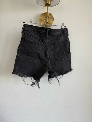 Old Navy High-Rise OG Straight Jean Shorts Black thumbnail 3