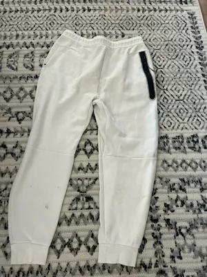 Men’s Nike Sweatpants Tech thumbnail 3