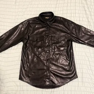 Dollhouse Black Sleek Faux Leather Shacket Womens Size S - NWO thumbnail 8