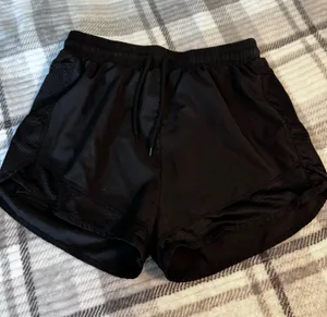 Boutique Shorts thumbnail 1