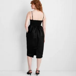 Women's holiday themed satin midi dress \ thumbnail 3