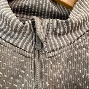 Lululemon Rest Less Cropped Half-Zip Grid Warp Rover Raw Linen Size 10 (Est) thumbnail 4