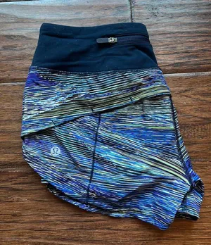 Lululemon Shorts thumbnail 2