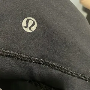 Lululemon Free to Be Black Strappy Tanktop thumbnail 6