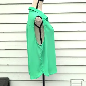 Loft Sleeveless V-Neck Blouse | Loft Sleeveless Collared Shirt | Green Loft Top thumbnail 4