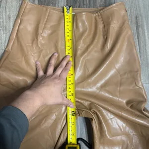 Abercrombie & Fitch Vegan Leather Pull On Leggings in Camel Tan Size Small Long thumbnail 5