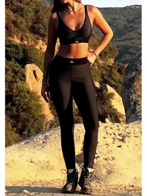 Alo Airlift Line Up Bra Black Padded Velvet Striped Sports Crop Top Bralette S thumbnail 9