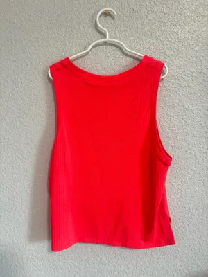 Lululemon Tank thumbnail 2