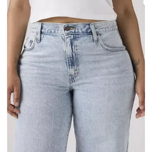 New Levi's 27x30 Premium Baggy Dad Women's Jeans Fan Fare Light Wash thumbnail 5