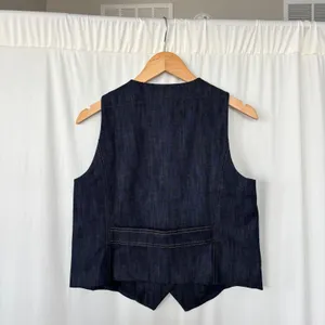 2010s Talbots Petite Dark Wash Denim Vest Gold Crest Button Western Cowgirl 8P thumbnail 2