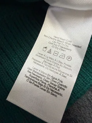 Halston green sweater with gold chain detail #luxury #knitwear thumbnail 6