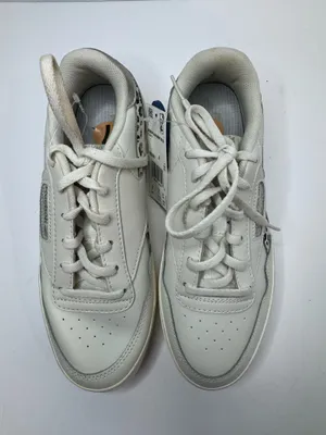 Reebok Club Memt Bold White Leather Sneakers Women's Size 7 thumbnail 2