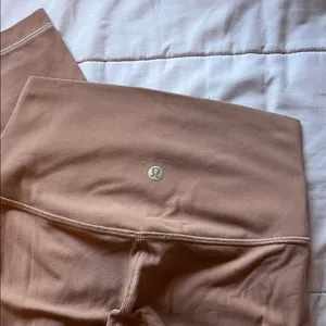 lululemon athletica Align Leggings thumbnail 3