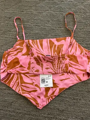 Crop Top thumbnail 2