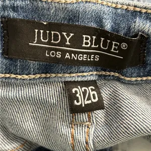 Judy blue straight leg blue jeans tummy control knee distress ripped size 25 thumbnail 3