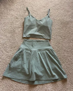 Lululemon sage green set thumbnail 1