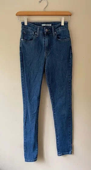 Levi's high rise skinny jeans thumbnail 1