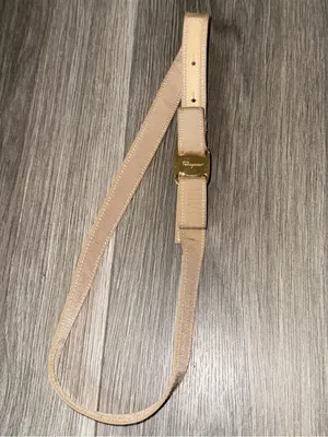 Authentic Salvatore Ferragamo Beige Vara Bow Ribbon Belt thumbnail 2