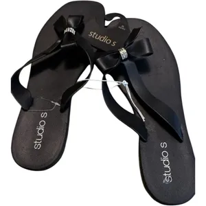 Studio S Black Women's Low Heel Flat Bow Details Sandals XL thumbnail 1