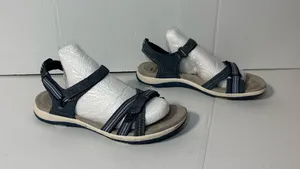 Earth Origins blue/gray sandals women size 8 M thumbnail 1