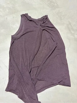 Lululemon Sleeveless patterned Tank Top Plum thumbnail 6