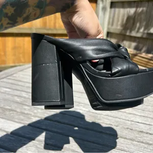 Open Edit Kaia Knot‎ Platform Sandals in black size 6.5 fall baddie alt summer thumbnail 6