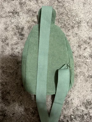 SheIn Green Mini Sling Bag thumbnail 3