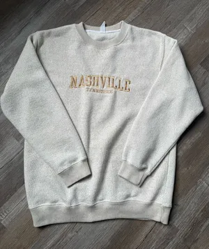 Nashville Tennessee Graphic Crewneck Sweatshirt Embroidered Super Soft Comfy XL thumbnail 1