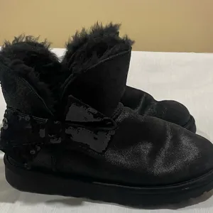 UGG Black Women's Slippers with Sequin Bow thumbnail 2