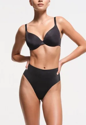 SKIMS T-Shirt Bra 36C thumbnail 1