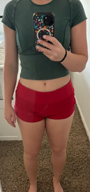 Red Lululemon Shorts 2.5" Low-Rise Speed Up thumbnail 1