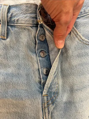 Levi's Light Blue 501 Distressed Denim Cutoff Shorts size 28. thumbnail 7