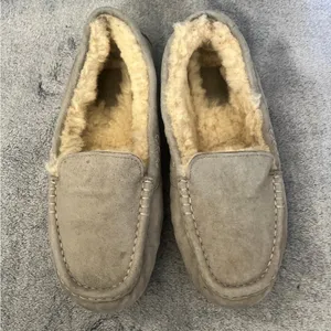 Women’s UGG Ansley Slippers thumbnail 6