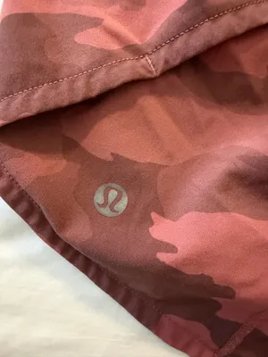 Lululemon Shorts Speed Up thumbnail 3