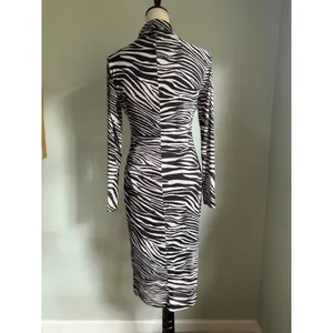 Nine West Zebra Print Mock Neck Ruched Long Sleeve Midi Dress Small Black y2k glam party thumbnail 4