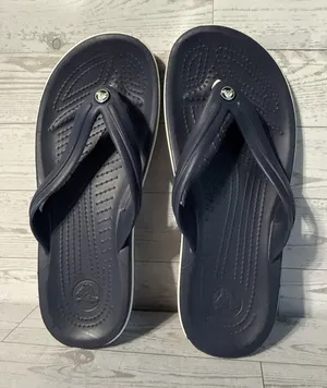 Crocs Classic II Flip Flop Navy Blue Unisex Sandals Size Men 7 Women 9 206119 thumbnail 1