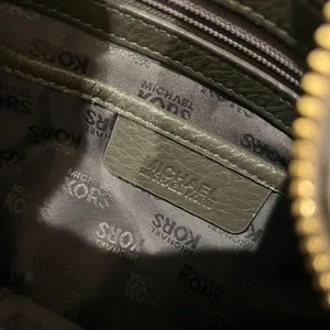 Michael Kors Gray Leather Purse thumbnail 9
