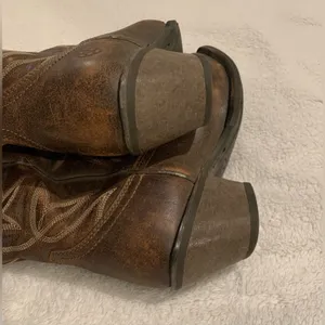 Ariat Women’s Sheridan Western Boots Leather Vintage Bomber Cowboy - Size 5.5 thumbnail 7