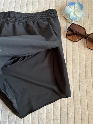 Reebok pull on black women’s workout running shorts M thumbnail 3