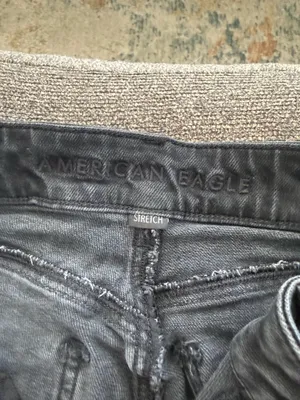 American Eagle High-Rise Flare Jeans thumbnail 4
