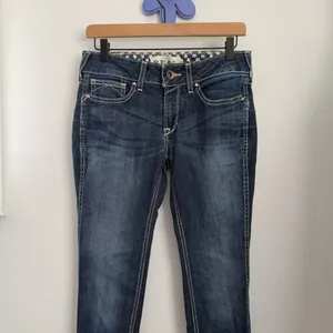 Ariat 29” REAL Mid Rise Stretch Outseam‎ Ella Skinny Jeans Celestial Rodeo Slim thumbnail 4