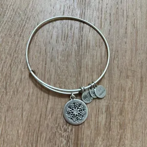 ALEX AND ANI | Bundle‎ of Winter Charm Bracelets Bangle Snowflake Christmas Snow thumbnail 4